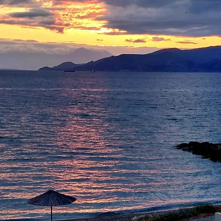 Διαμέρισμα Διαμέρισμα LENIA μπροστά στην θάλασσα! Κιάτο